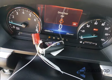 2022 Ford Explorer Xlt z USA, uszkodzony, nr VIN 1FMSK7DH4NGA13064